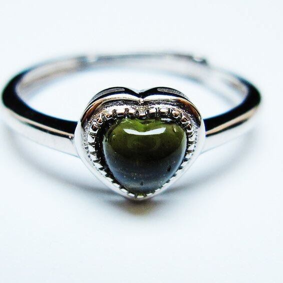モルダバイト リング モルダウ石 指輪 ハート フリーサイズ 14号 一点物 メール便可 [M便 1/20] 199-568