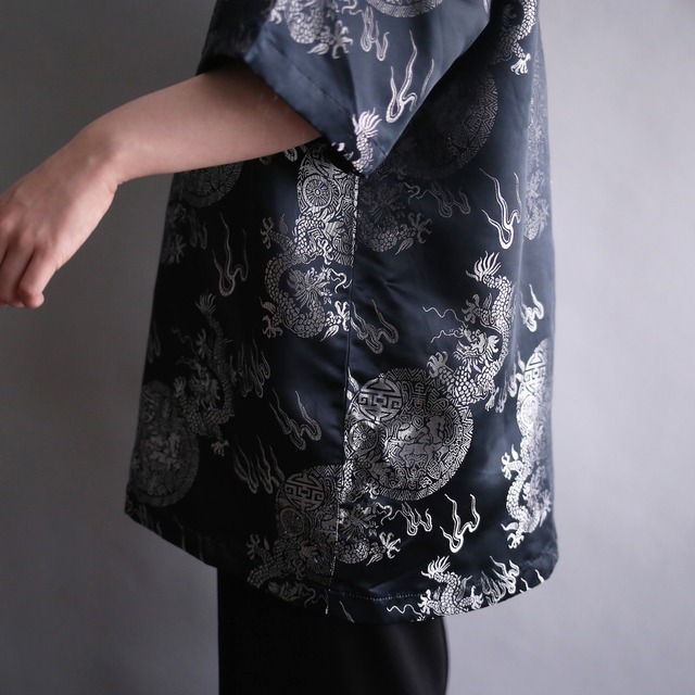 black gloss fabric dragon pattern loose h/s shirt