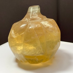 2.寝ているかぼちゃフローライト