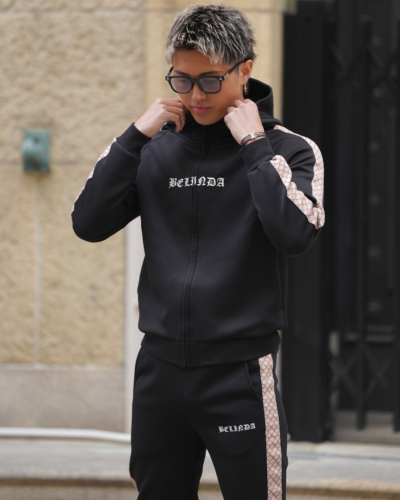 MONOGRAM LINE SWEAT HOODIE【BB25032】