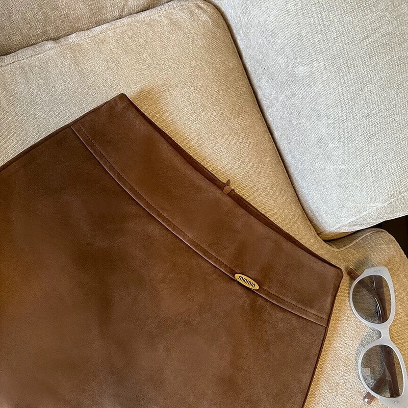 142cm〜 キャラメルブラウンのスエード調台形ミニスカート