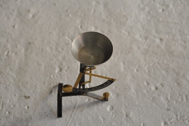 オランダ卓上スケール