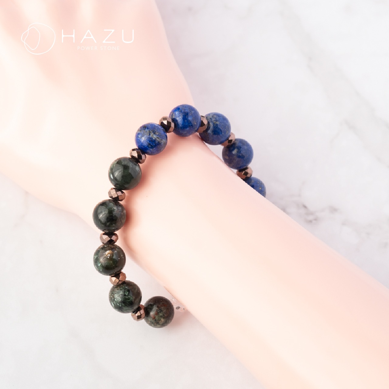 癒しと直感、ふたつの力 ［セラフィナイト／ラピスラズリ／ヘマタイト／水晶］