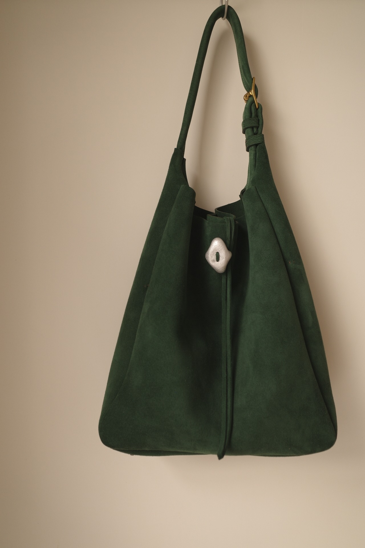 HORN-green suede-