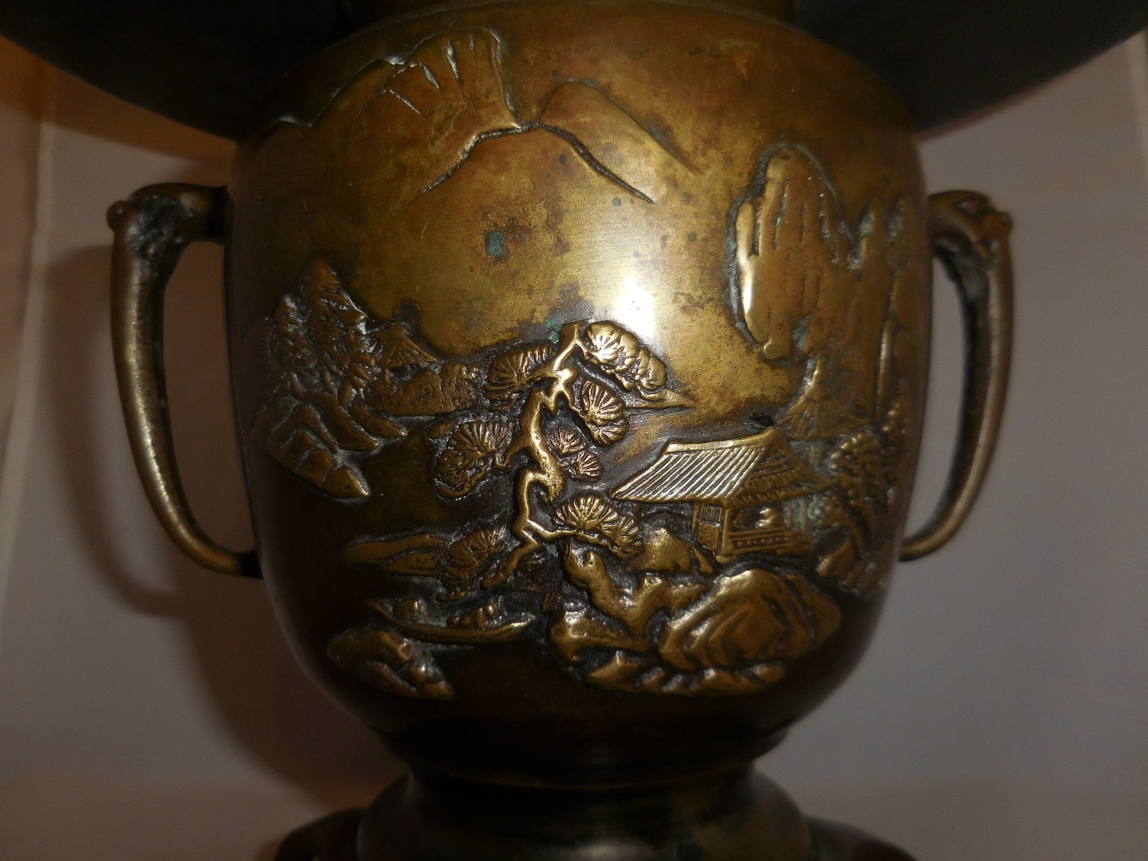 薄端花器( 山水) bronze vase(landscape) | 春夏秋冬（しき