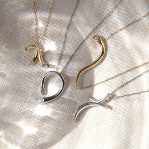 ダイヤモンドK18YGペンダント【WEB限定】41721