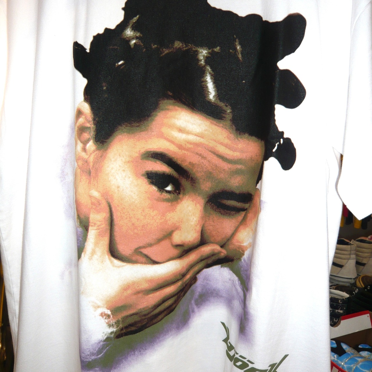 HOMEWARD BOUND Björk Tee