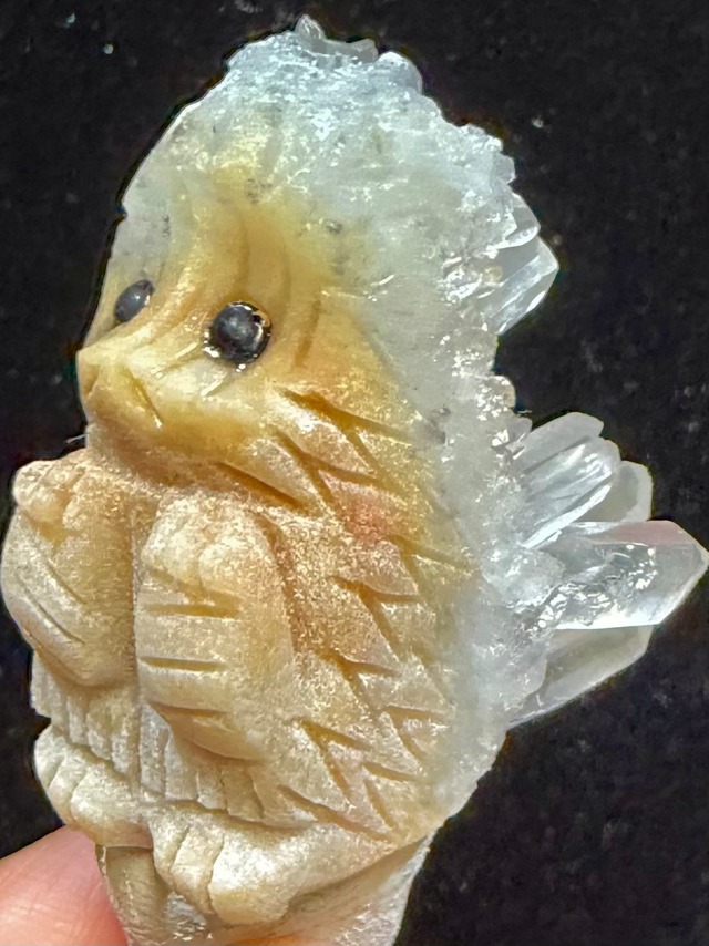 6) 天然石・母岩彫刻「ハリネズミ」水晶クラスター