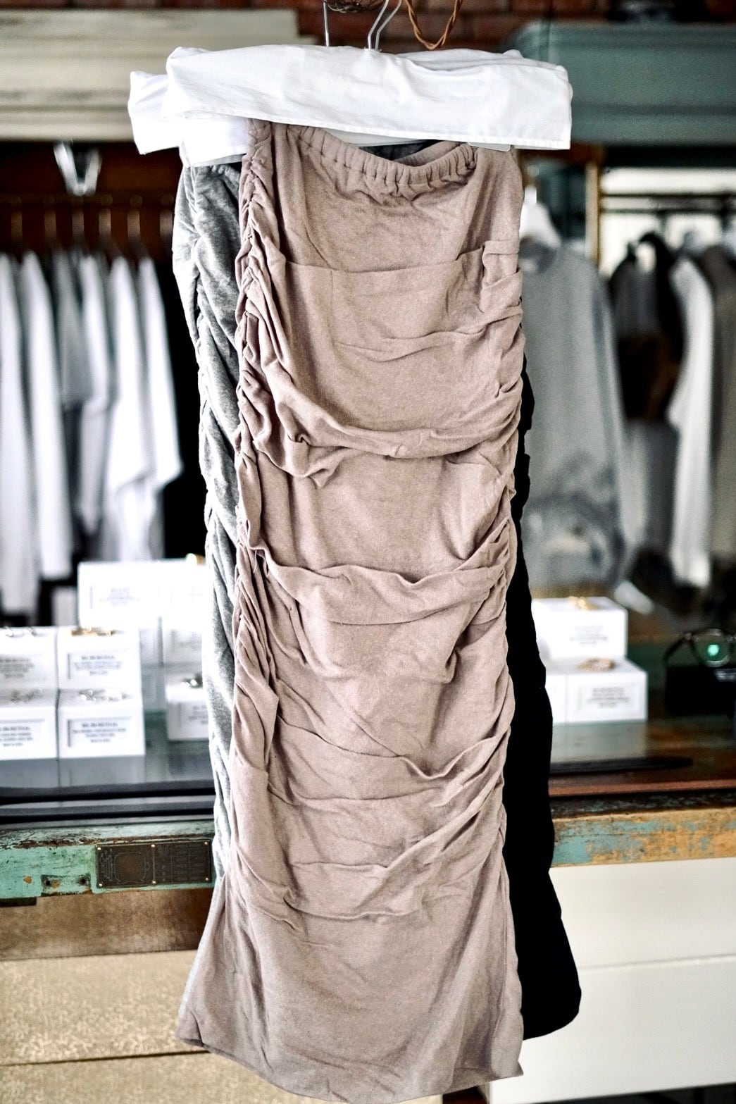 Mediam / Gather Skirt ( Mocha , Gray , Black ) | JUQUI Online