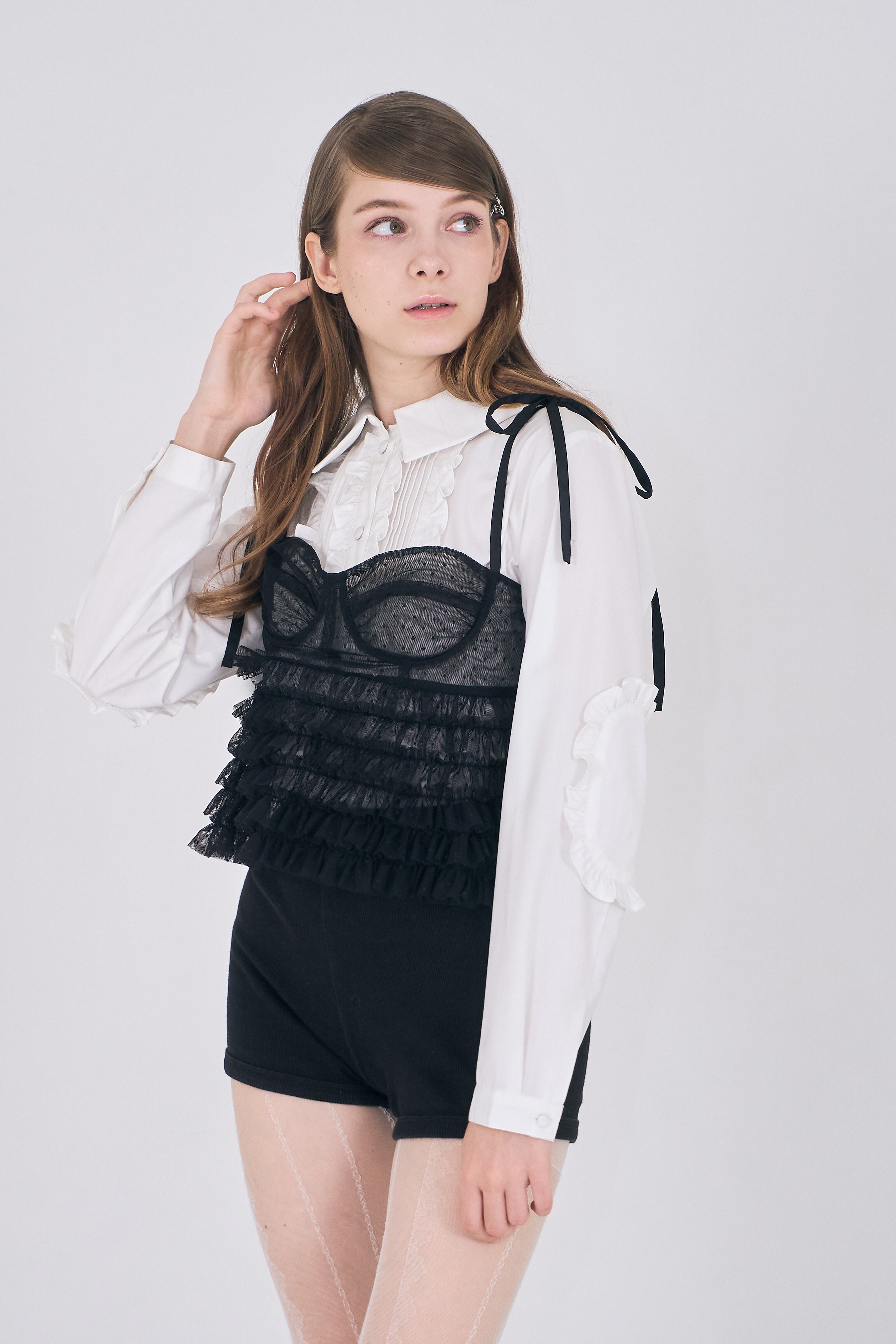 CREAM FRILL BUSTIER -BLACK- | mieya mieya