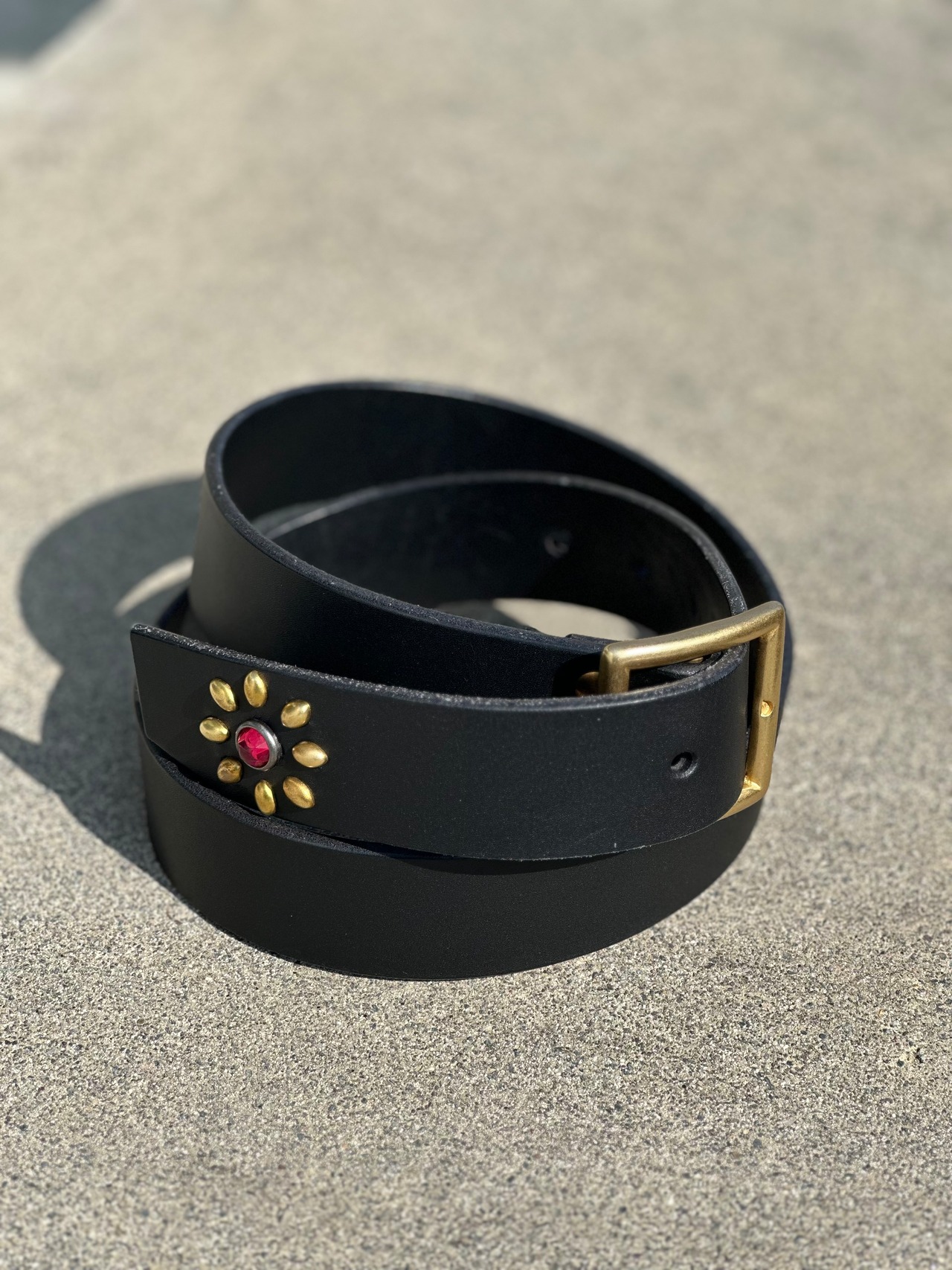 Vintage Flower Studs Belt