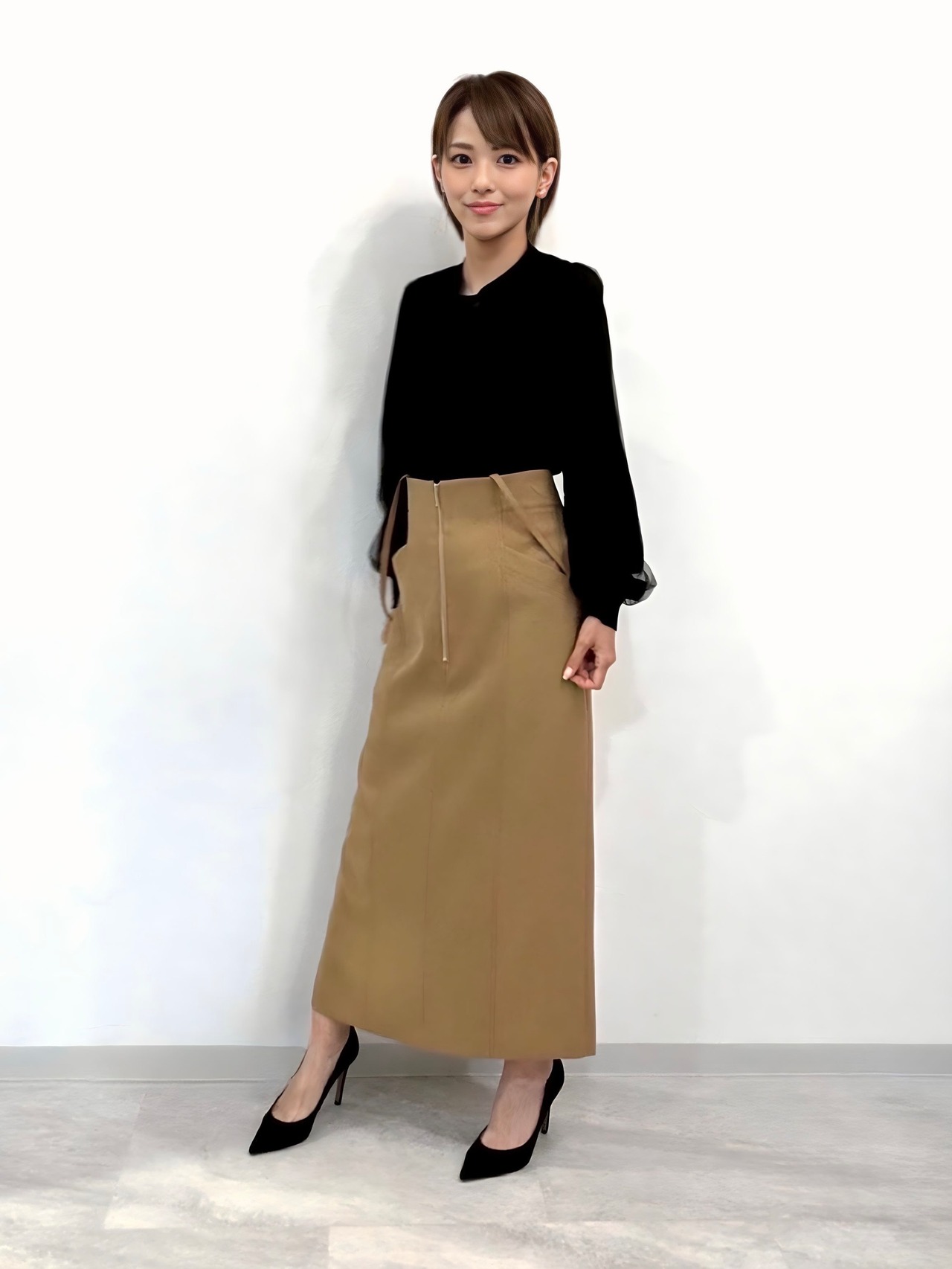 ボウタイリボントップス