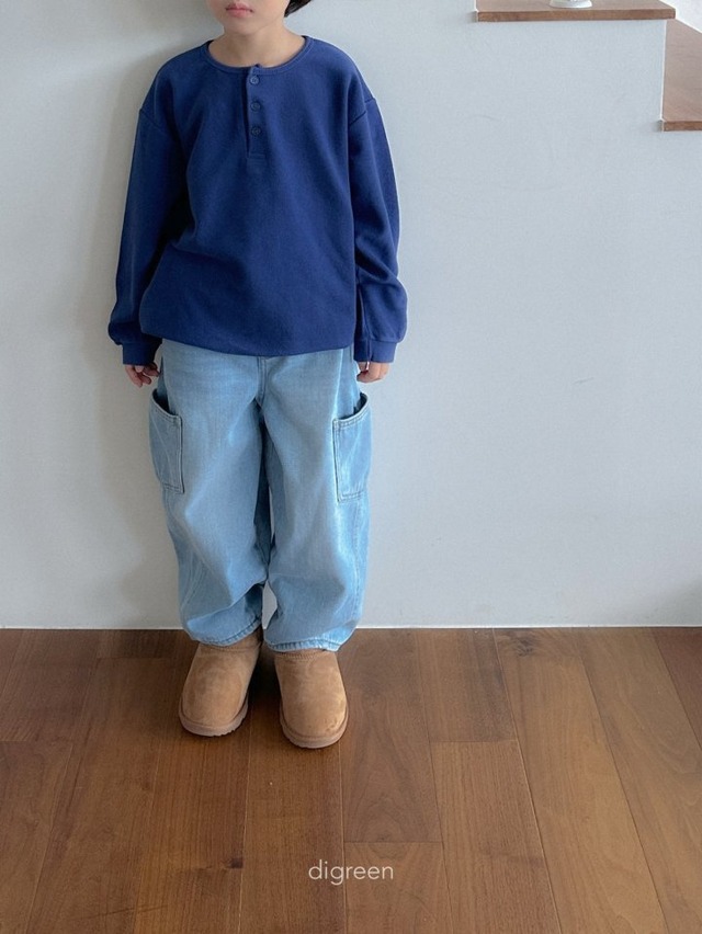 digreen25wn_Button T