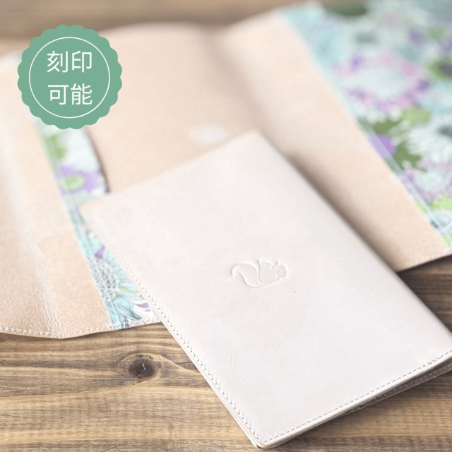 ブックカバー おしゃれ かわいい フリーサイズ 手帳カバー 革 文庫本 新書 B6判 46判 A5判 ナチュラル リバティ ギフト