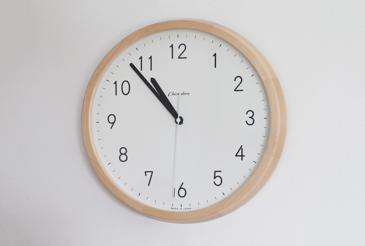 BRUNCH CLOCK　ブランチ クロック　電波ウォールクロック