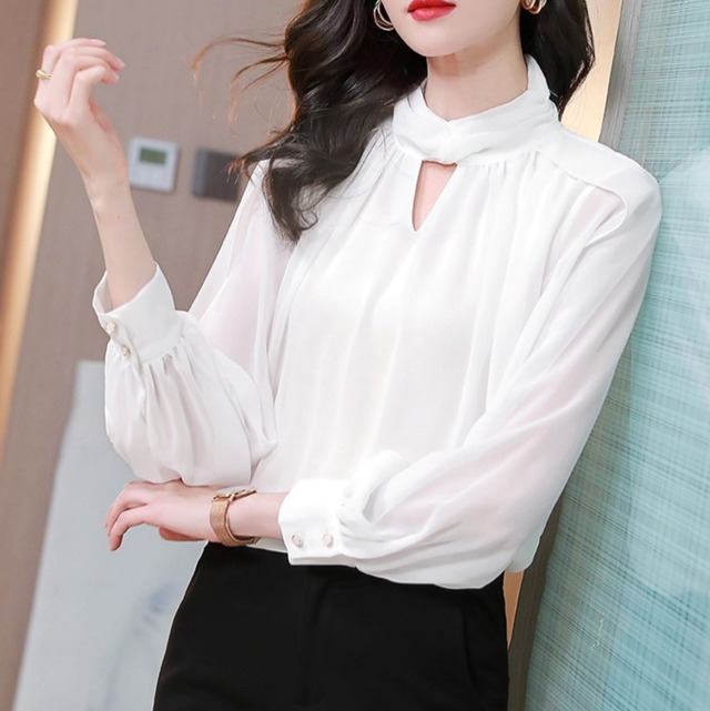 ハイネックブラウス トップス ブラウス 袖あり 長袖 ハイネック シフォン かわいい 大人可愛い きれいめ シンプル カジュアル 大人 上品 おしゃれ お洒落 大人可愛い 大人女子 こなれ感 キュート ガーリー エレガント モダン 主役級 存在感 無地 春 秋 10代 20代 30代 レディース オフィス ビジネス OL 通勤 学生 通学 デート お出かけ 女子会 休日 着回し 普段使い 重ね着 サイズ M L XL 2XL 3XL 色展開 白 ホワイト