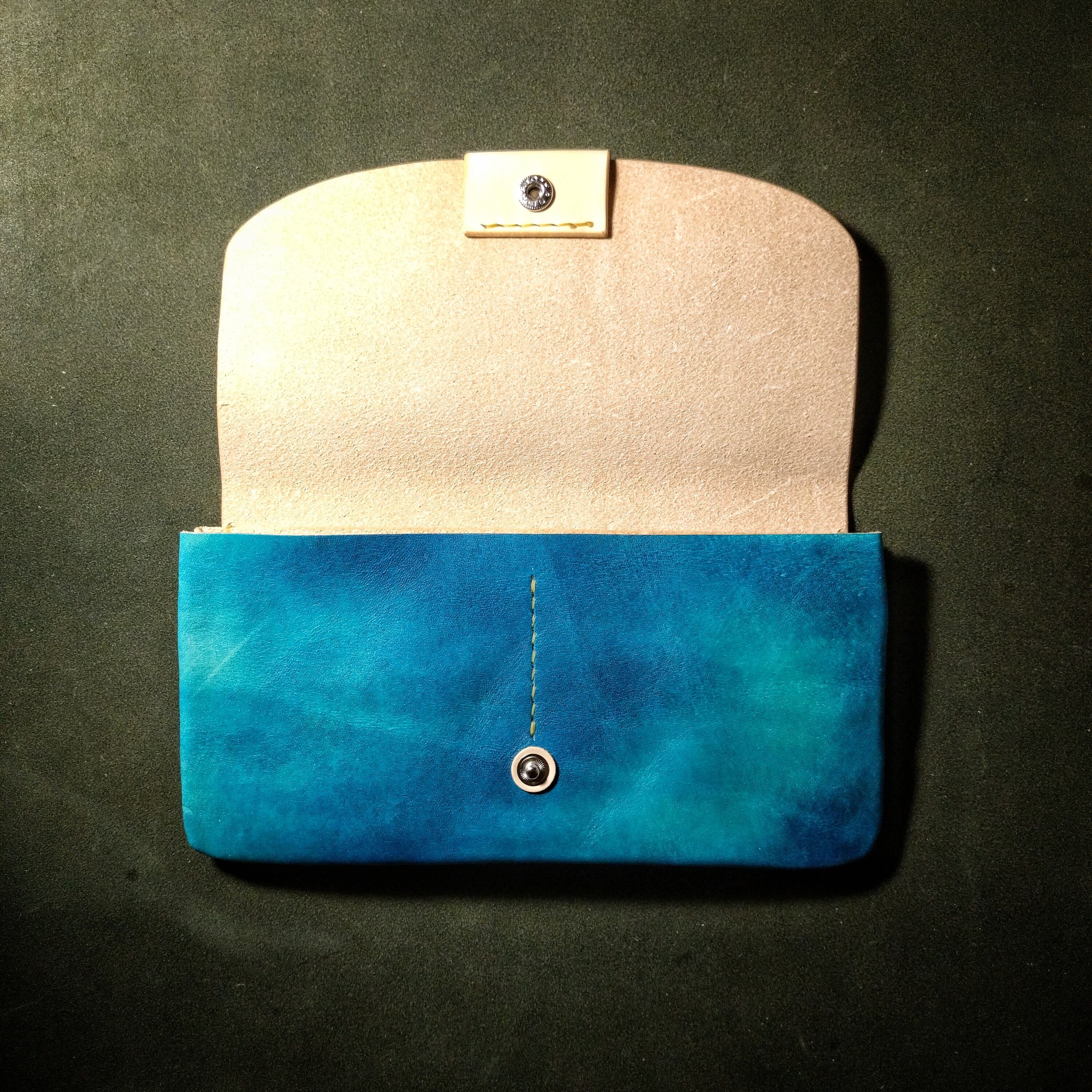 手染め一点もの【NA pouch wallet / blue】 NA pouch wallet / blue】 | NA Leather Factory