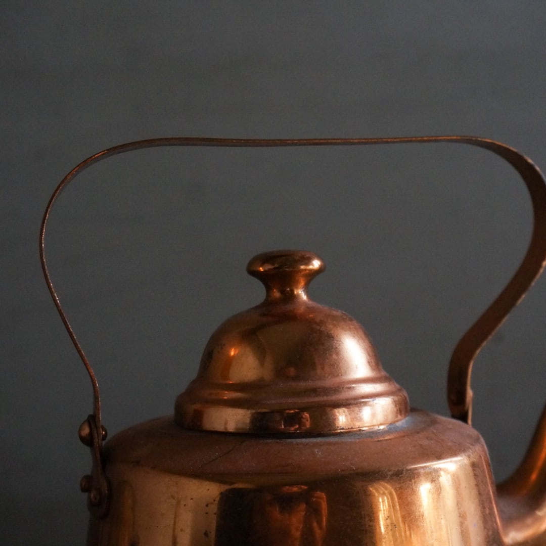 アンティーク 銅製 やかん  薬缶 鎚目 銅瓶 古民家 インテリア Amazon.co.jp: 玉川堂/やかん/銅製/目打ち/銅器/古い/茶道具/鎚
