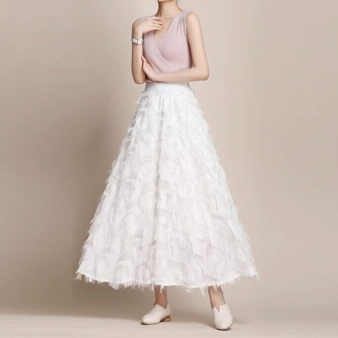 スカート レディース 送料無料 2色 ロングスカート フレアスカート ロング ロング丈 ハイウエスト かわいい 大人可愛い きれいめ 上品 エレガント おしゃれ お洒落 綺麗 お嬢様 ナチュラル こなれ感 ラブリー キュート 個性的 ロマンチック 抜け感 華やか 主役級 存在感 学生 通学 デート お出かけ 女子会 休日 美術館巡り アート鑑賞 カフェ巡り 街歩き S M L XL 2XL ホワイト 白 ブラック 黒 春 秋 冬 20代 30代 40代 50代 韓国 韓国系 着回し 普段使い 体型カバー