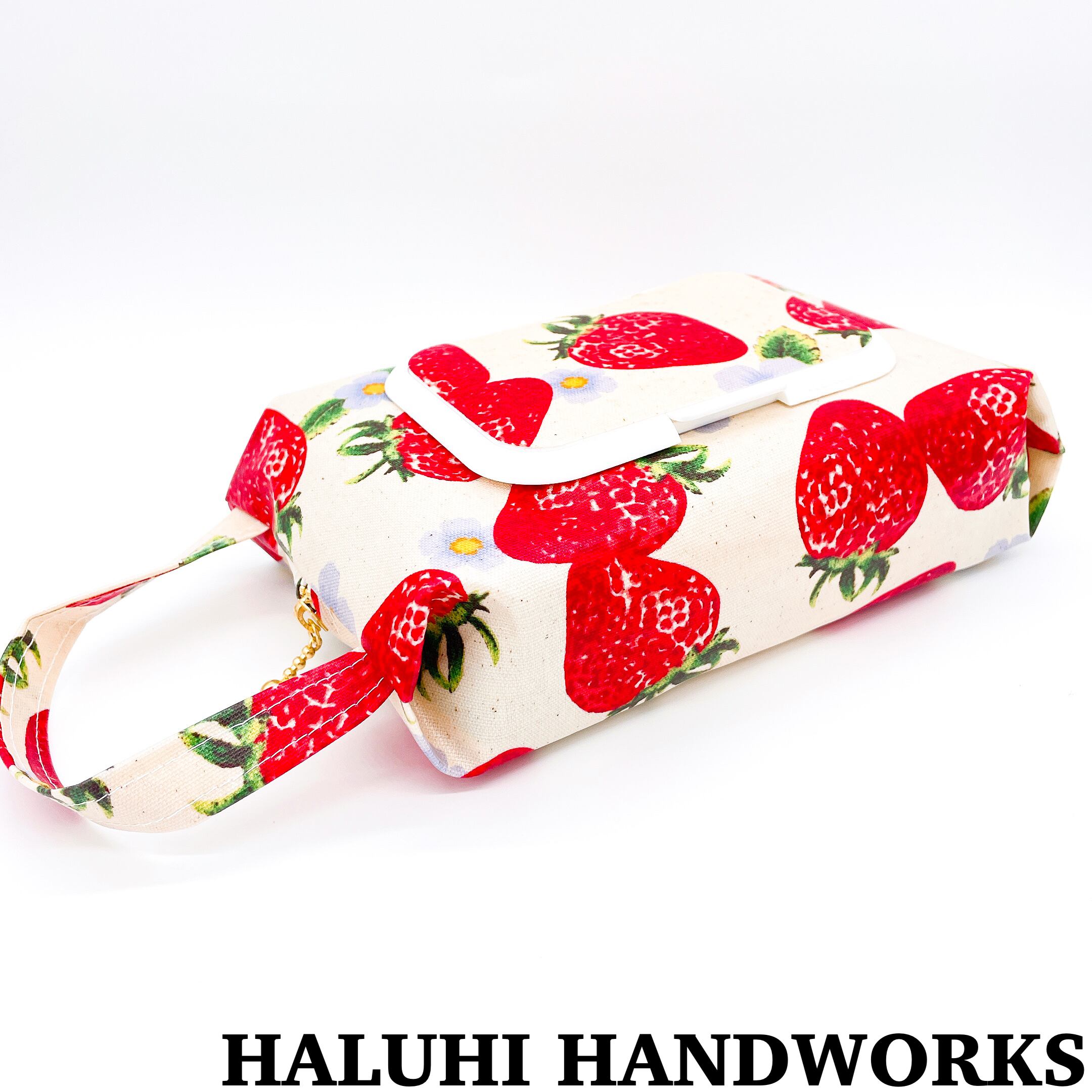 いちご柄 おしりふきポーチ 持ち手付き | HALUHI HANDWORKS