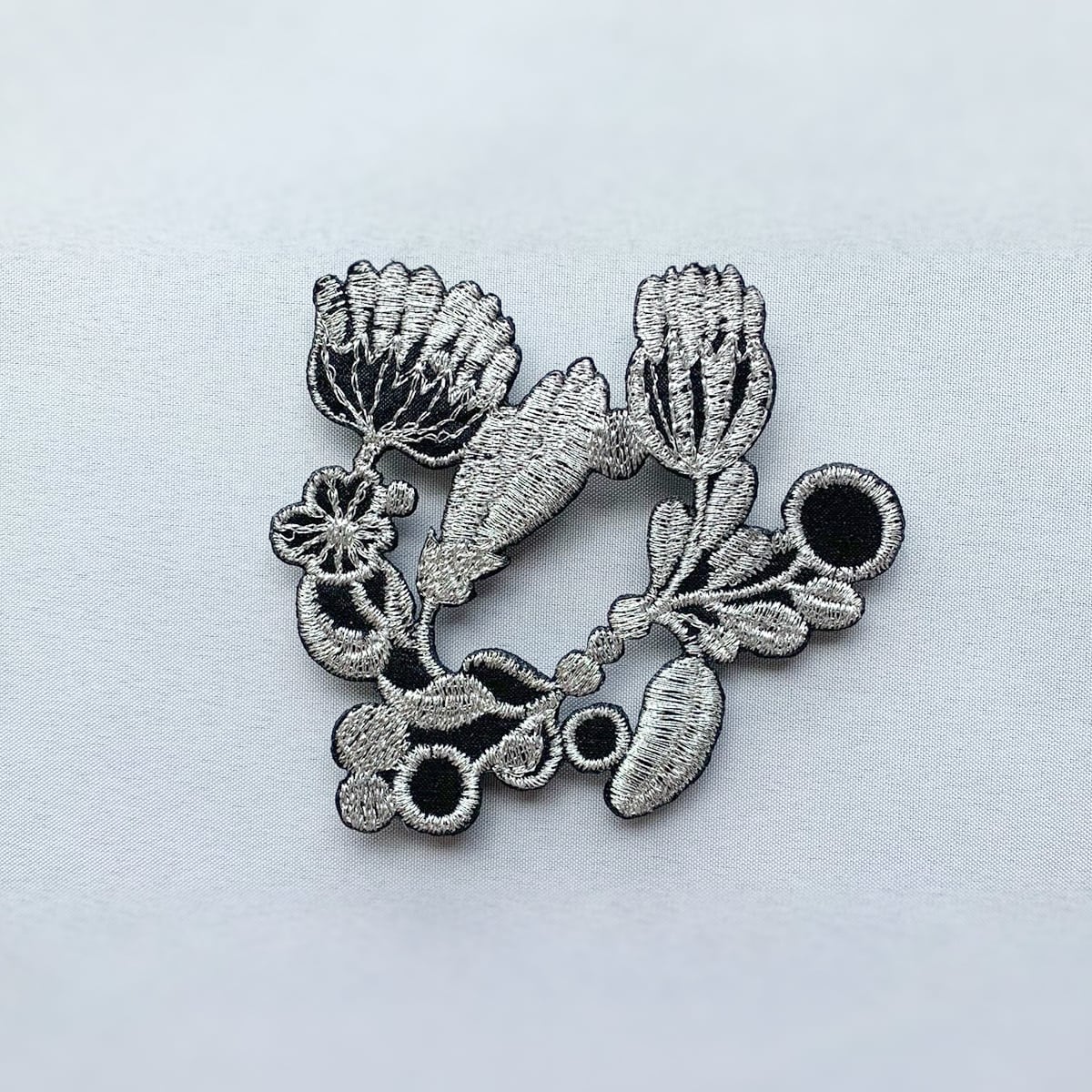 刺繍ブローチ ga.la (br-085）7色