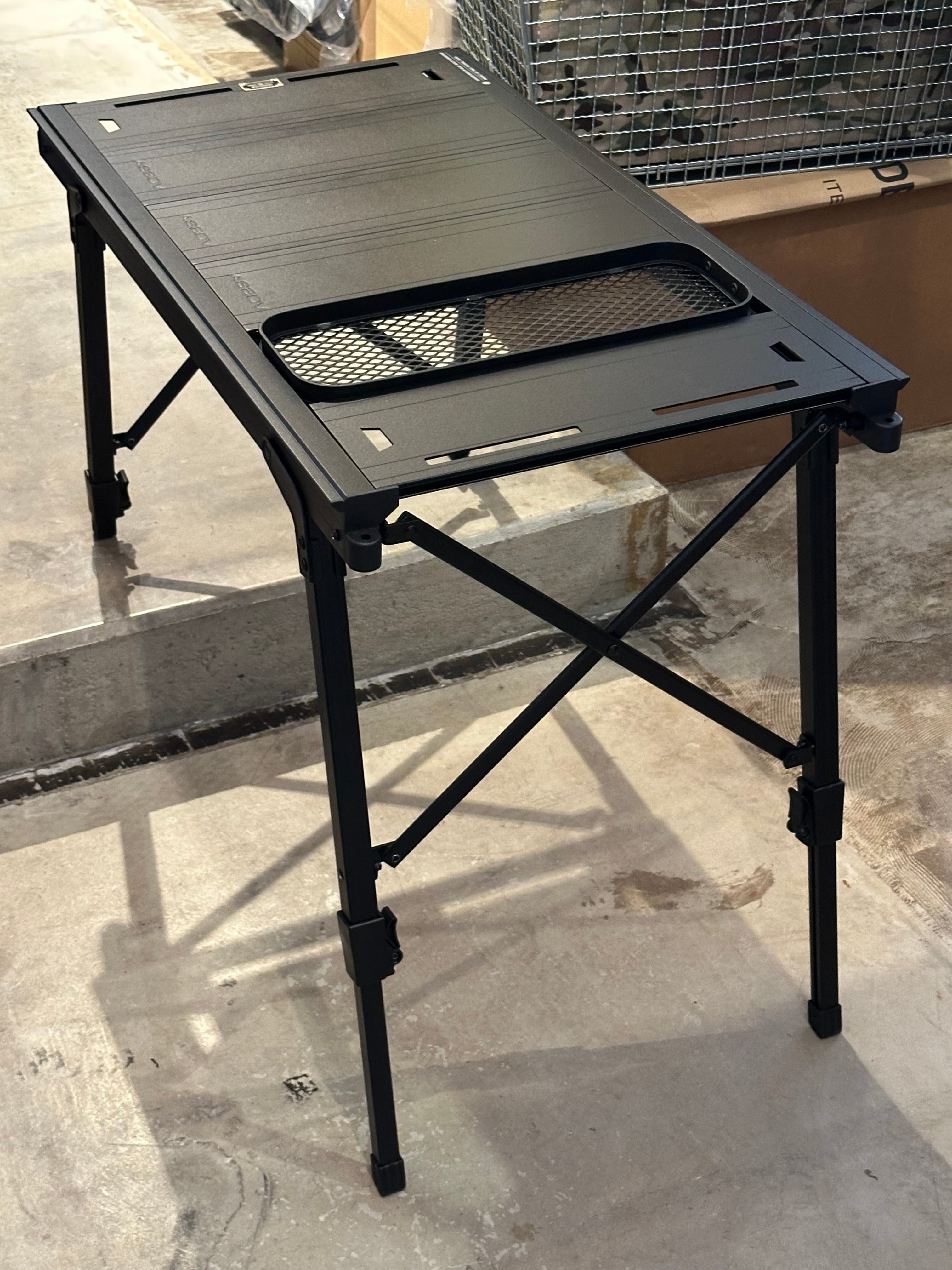As2ov アッソブ FOLDING TABLE BLACK 折り畳みIGTテーブル | full of life