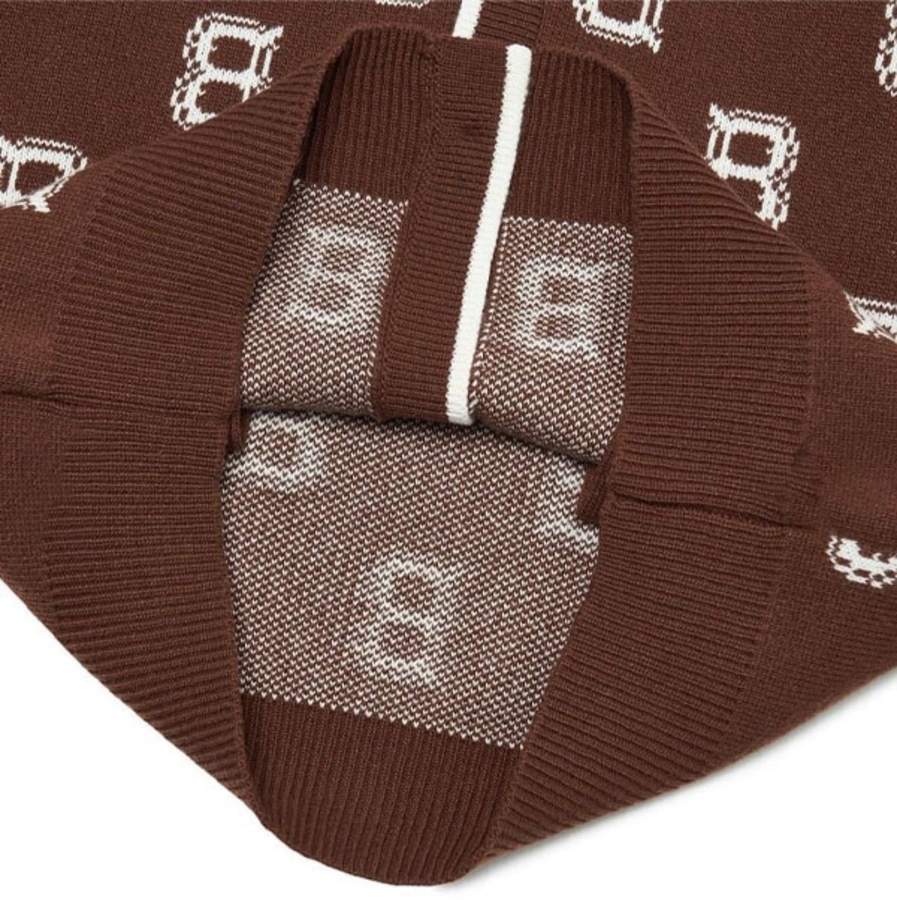 MLB ユニセックス総柄カーディガン¥32,000+tax(¥35200)