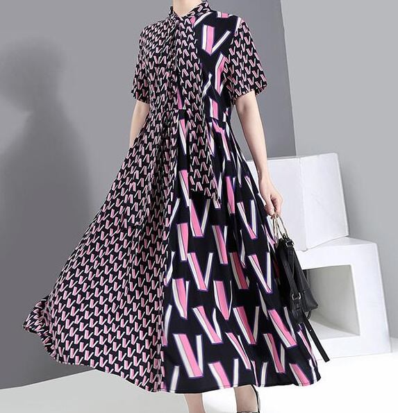 格安販売の 大人可愛い 半袖 ｖネック ロング丈 個性的 モダン モード系 ワンピース ロングワンピース Www Rusticfence Com