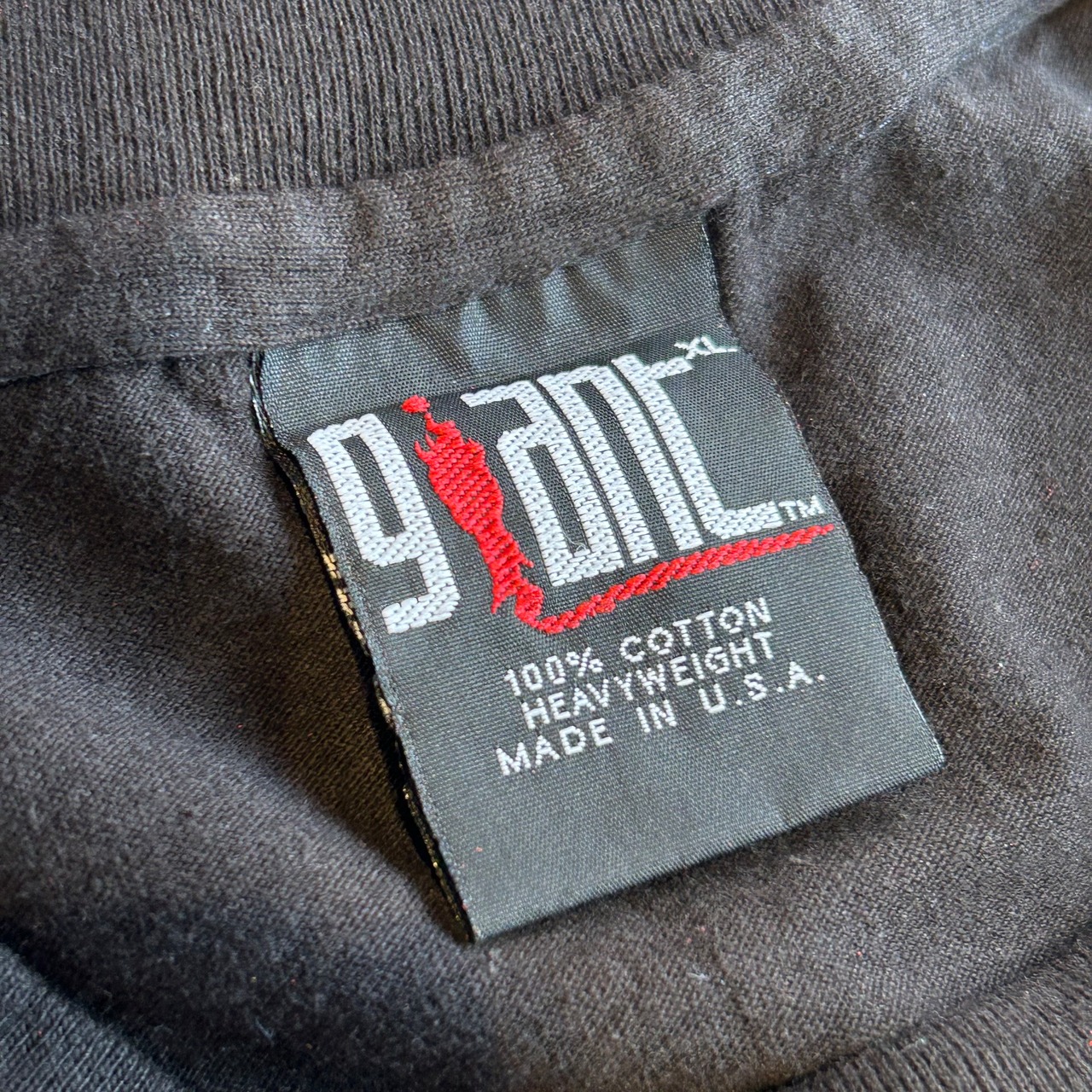 Vintage NIRVANA HEART SHAPED BOX TEE