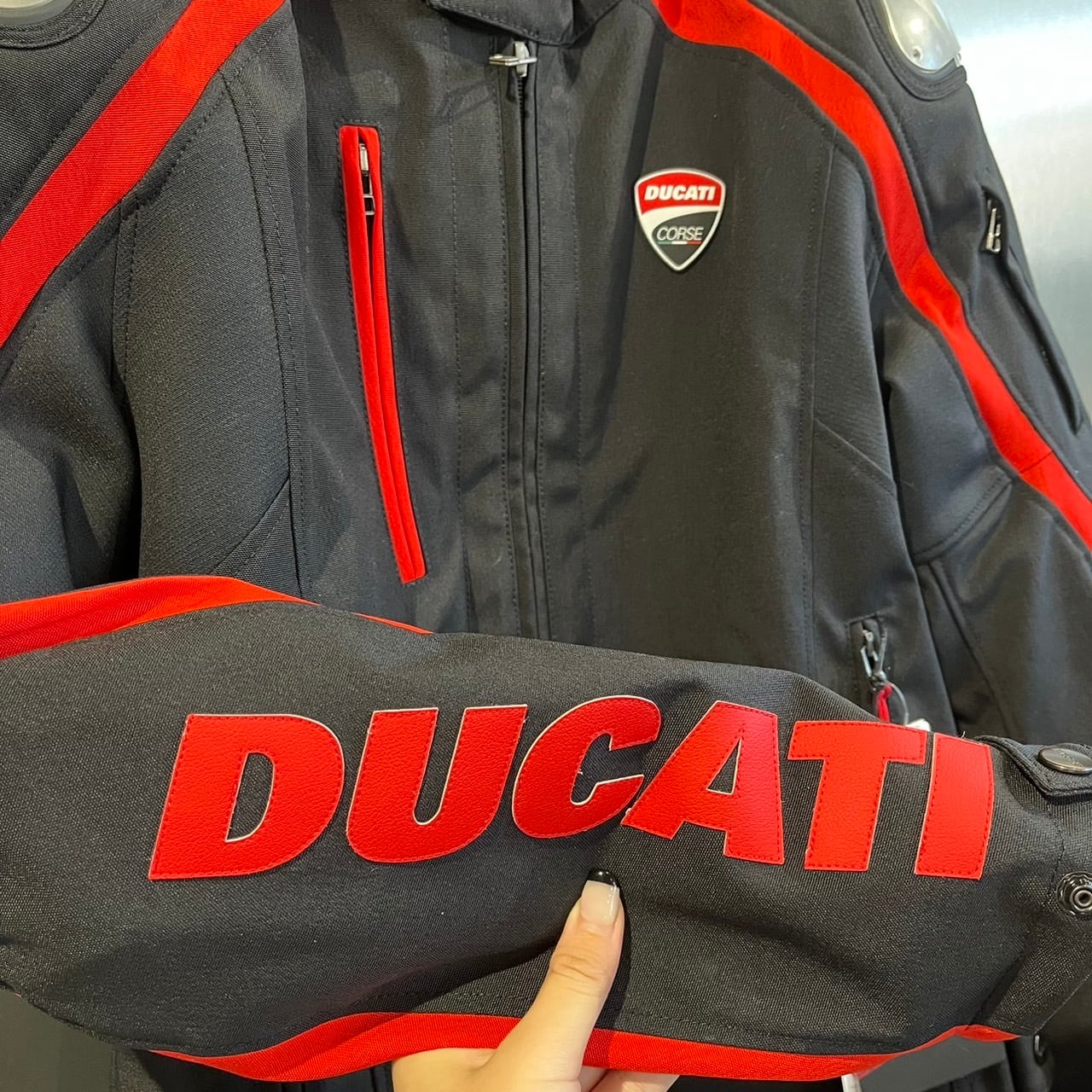 Ducati Corse tex C6(ファブリックジャケット) | ドゥカティ千葉セントラル