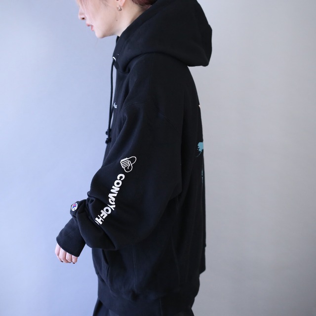 "Champion" front and sleeve and back printed over silhouette reverse wave sweat parka