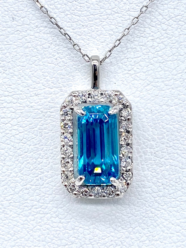 【新品】【3日以内返品可（※カード/キャリア決済の場合）】ブルージルコン4.69ct/ダイヤモンド 計0.28ct Pt900/850 ネックレス【新品】