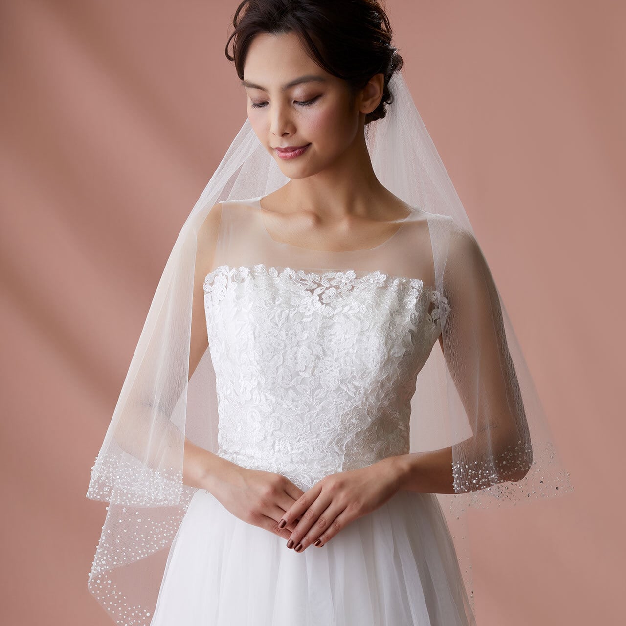 SALE】ウエディングベール ショート 繊細なビーズ加工のスカラップ