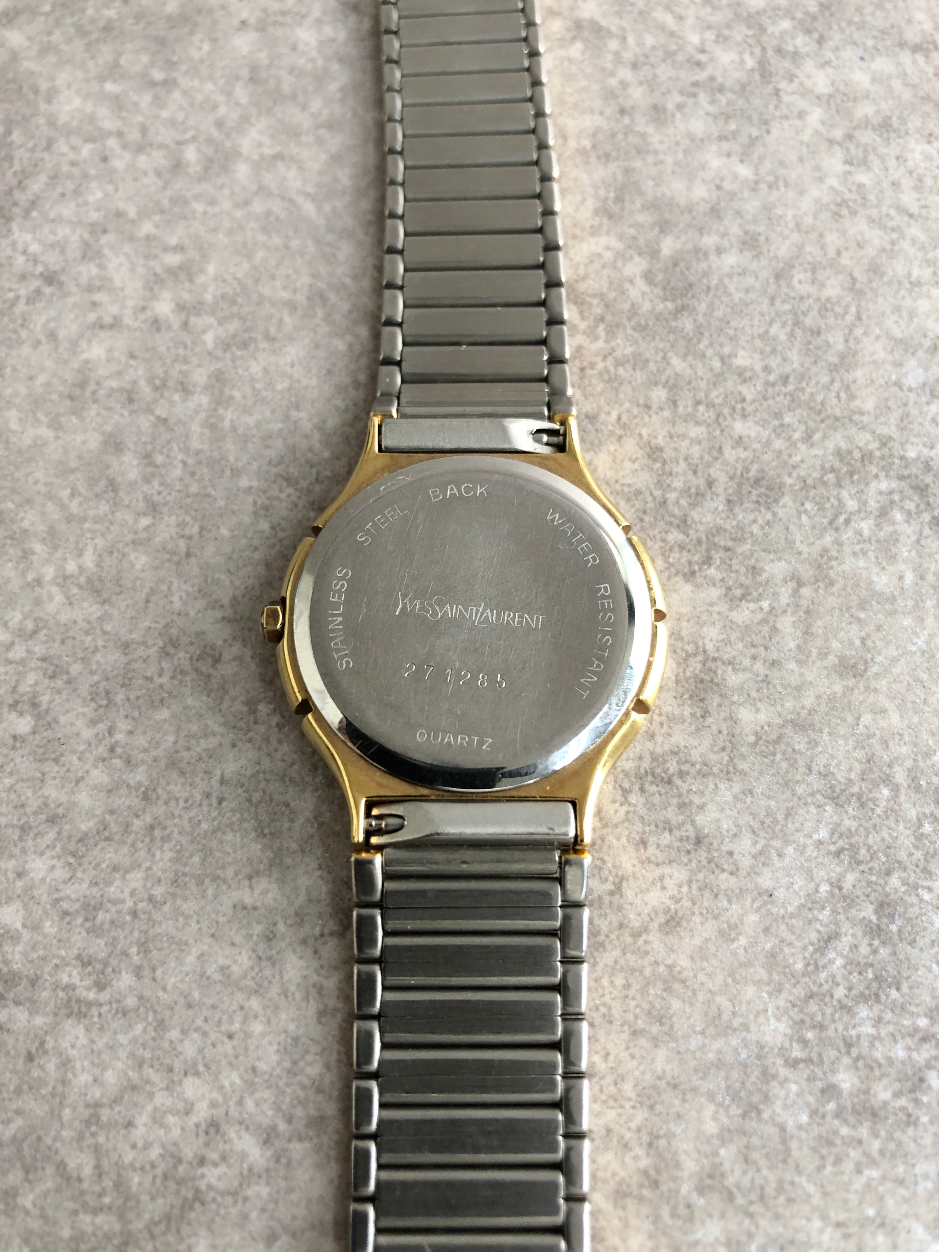 Yves Saint Laurent イヴ・サンローラン 腕時計 シルバー YSL ローマ