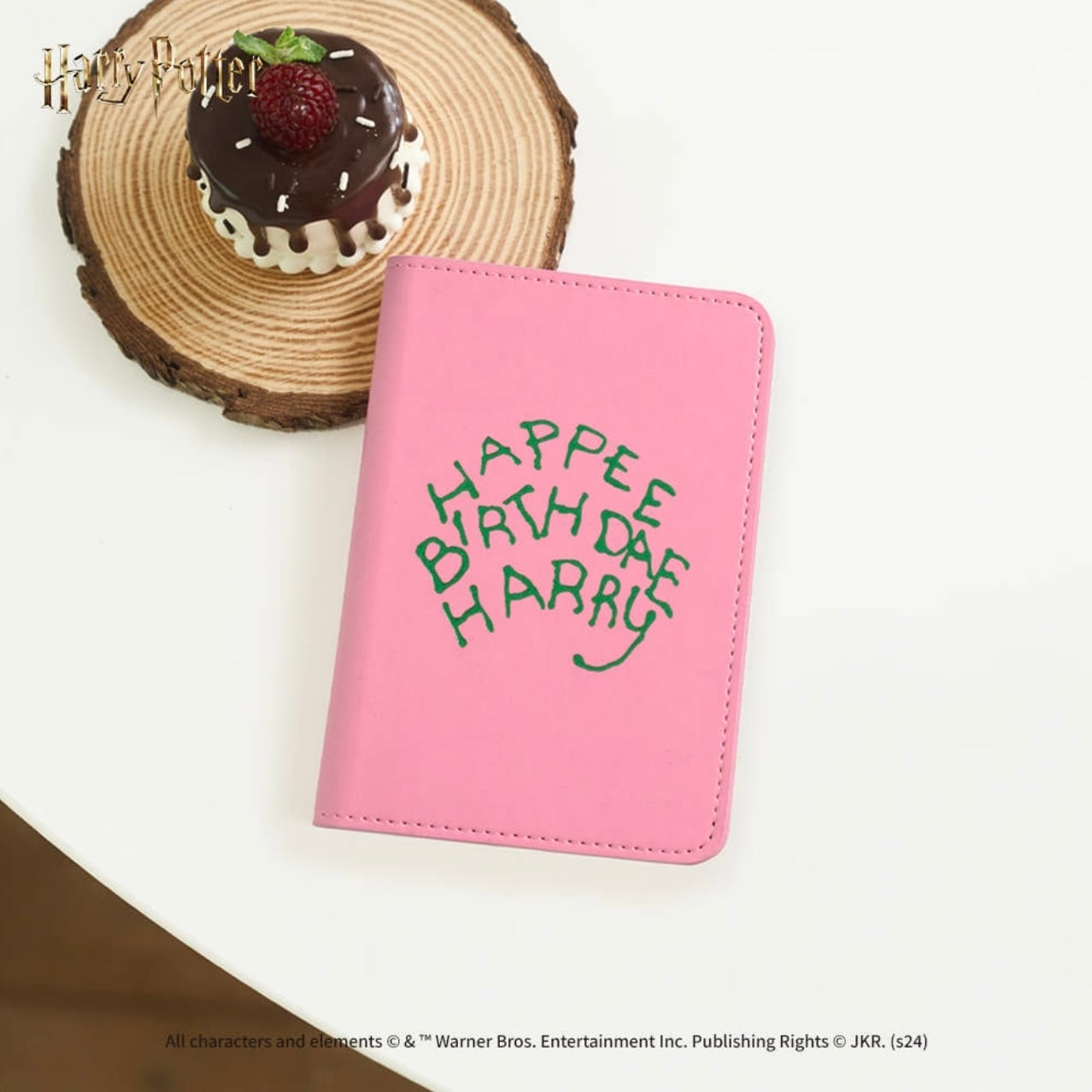 韓国限定】harry potter birthday cake passport case / ハリー