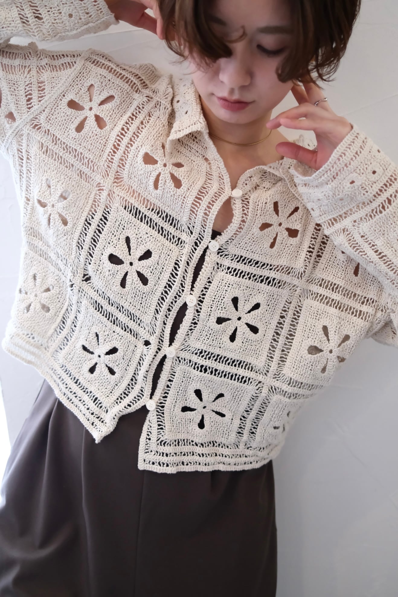 COEL かぎ針 ラメニット ジャケット 24AW 刺繍 アルパカ混 SURI アルパカ混 ロングニットジャケット | 京都通販ミセスの