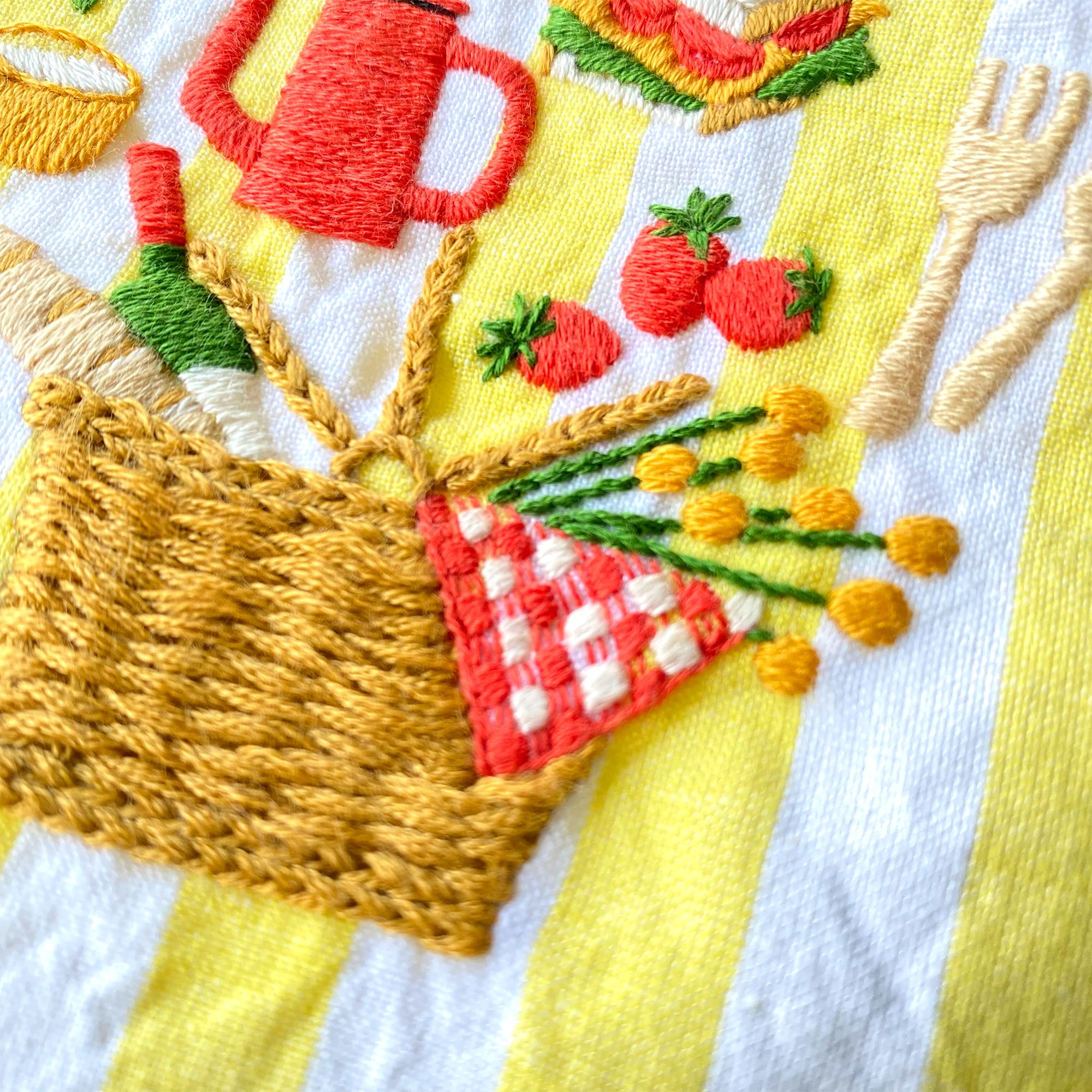 ピクニック』刺繍きんちゃくキット【数量限定】 | Net store アンナと