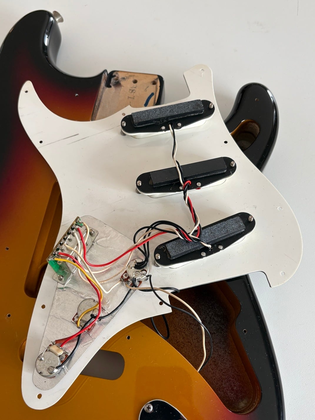 Squier Stratocaster SST-33 Silver Series '94-'95 | tenokuni-japan