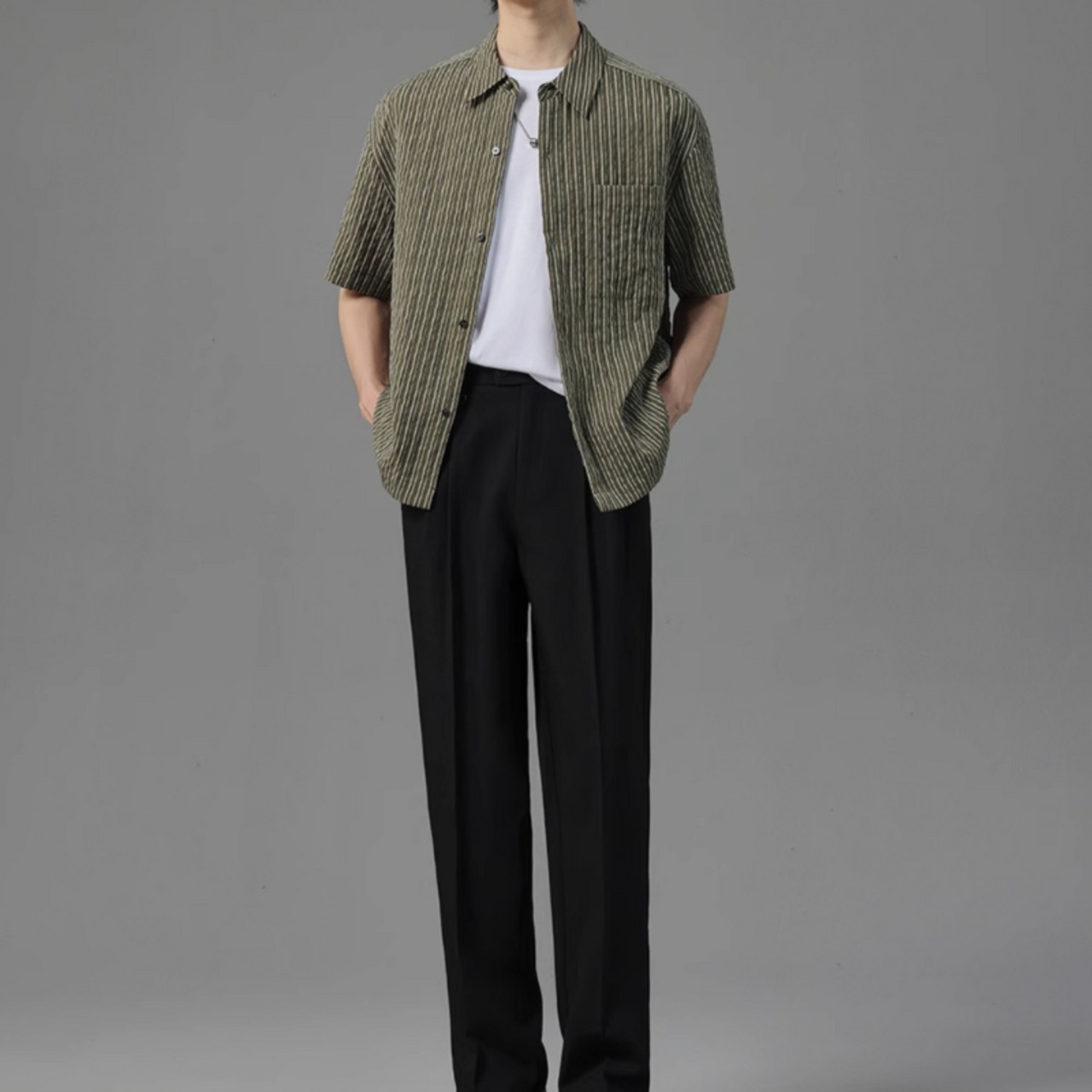 ピンストライプシワ加工半袖シャツ　0633