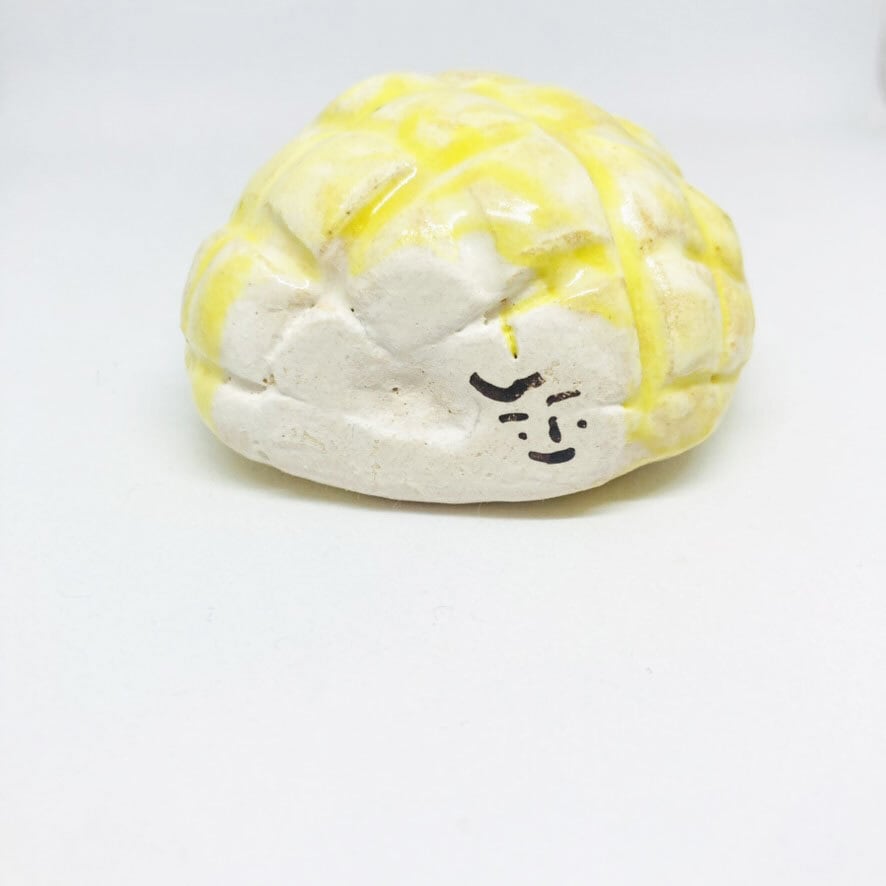 いぬメロンパンの一輪挿し/ すずきたまみ / 陶芸作品