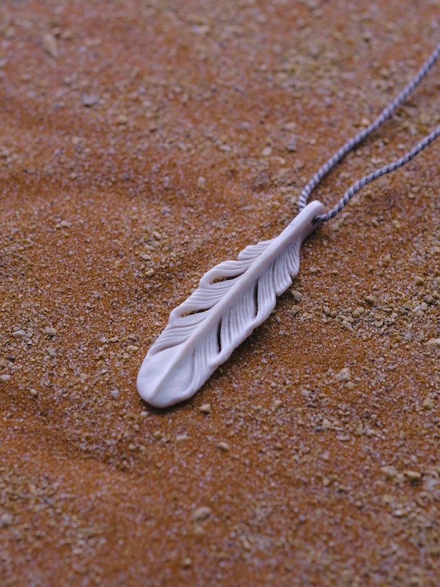 pendant (M) _ 007