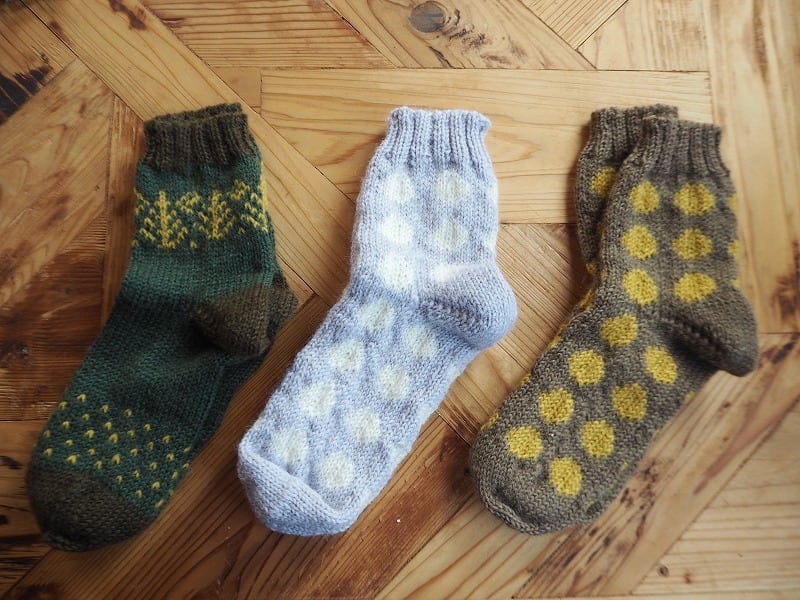 おばあちゃんの手編み靴下