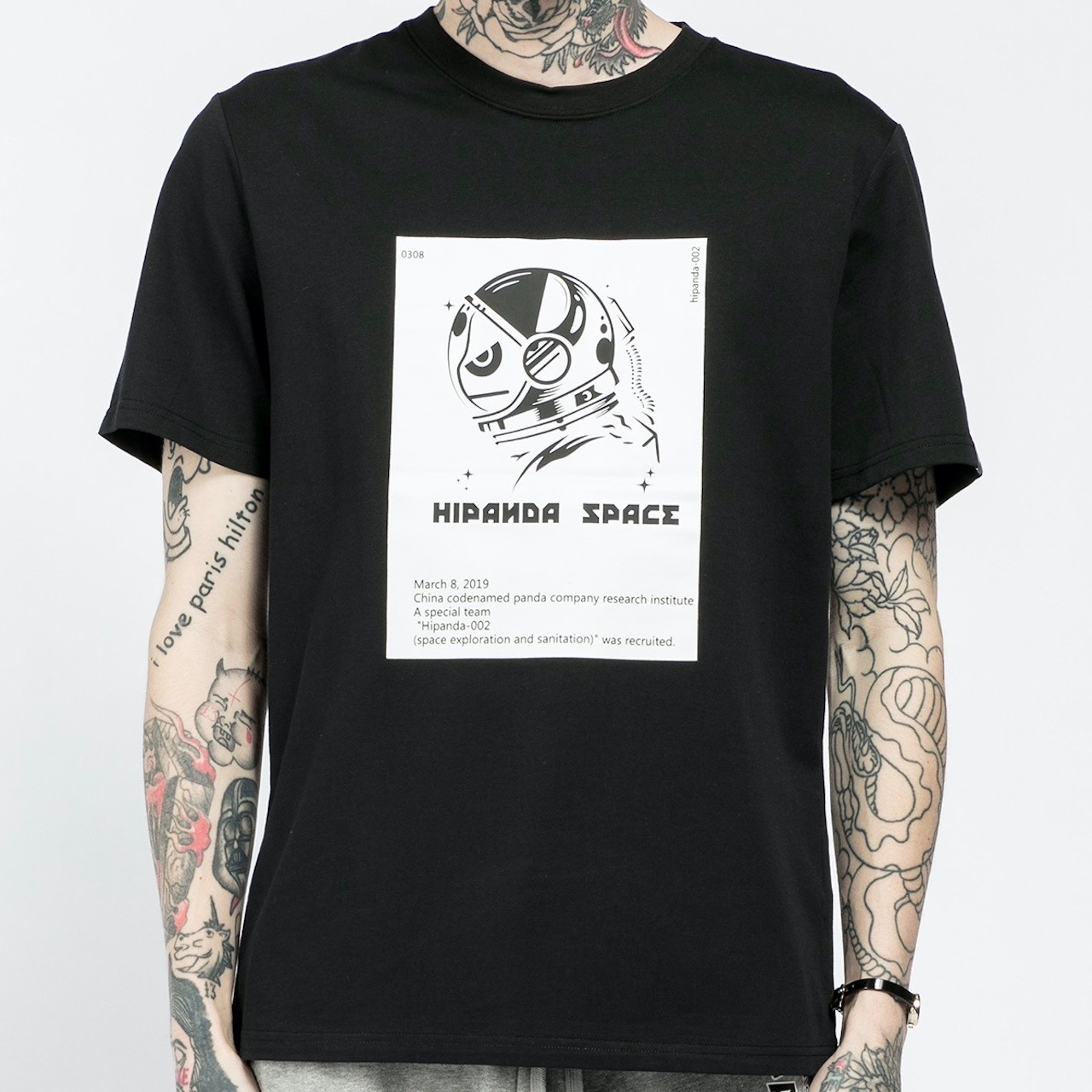 SALE【HIPANDA ハイパンダ】メンズ Tシャツ MEN'S ASTRONAUT MONOTONE PRINT SHORT SLEEVED T-SHIRT / WHITE・BLACK