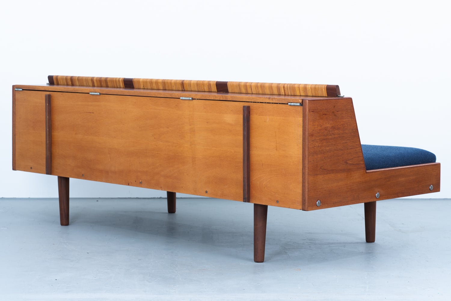 Hans J. Wegner | GE7 Daybed | kaikki gallery | 北欧ヴィンテージ