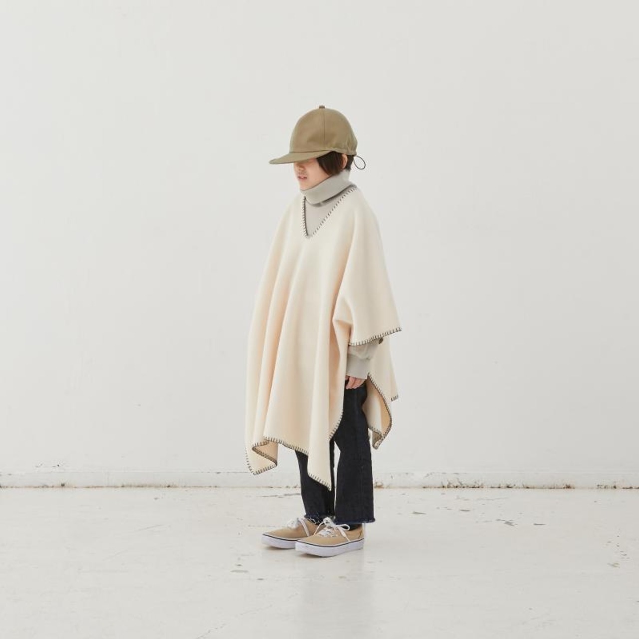 ecofleece poncho / ポンチョ / ecru ｛ MOUN TEN. 22AW ｝