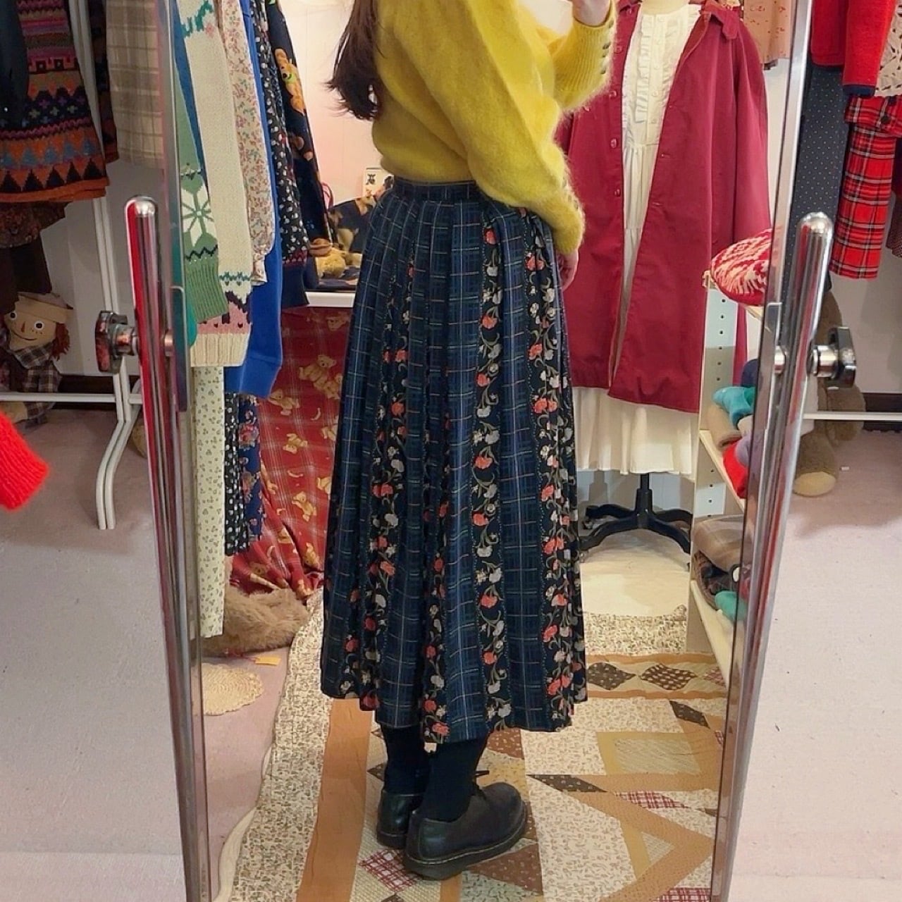 blue check flower tuck skirt