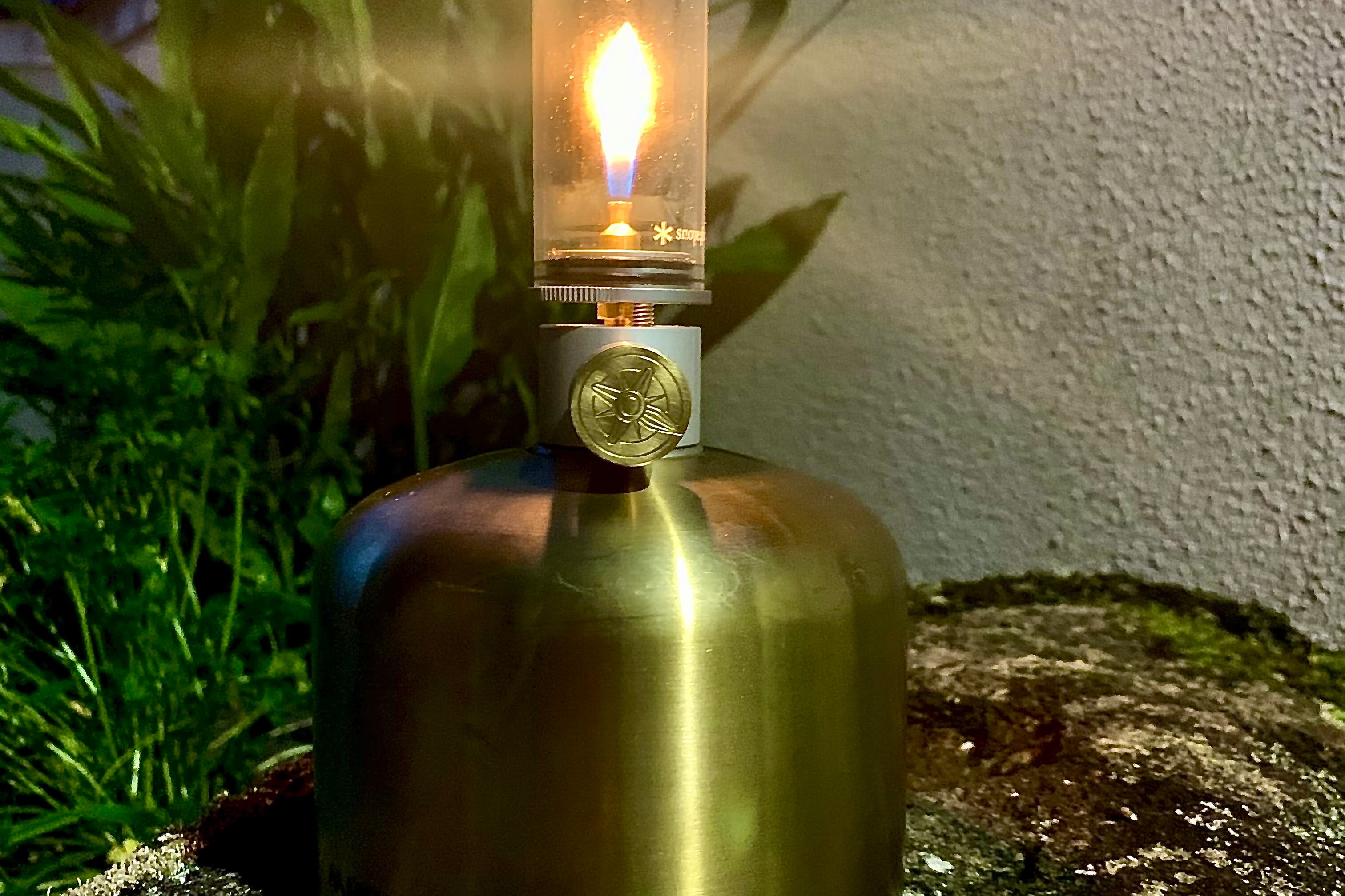 ﾌｫ-ﾙﾃﾞｨﾝｸﾞﾄ-ﾁ＆ﾘﾄﾙﾗﾝﾌﾟﾉｸﾀｰﾝに合う真鍮ﾂﾏﾐ（方位磁針柄） | MSMF