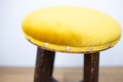 GOOD LUCK CHAIR 004