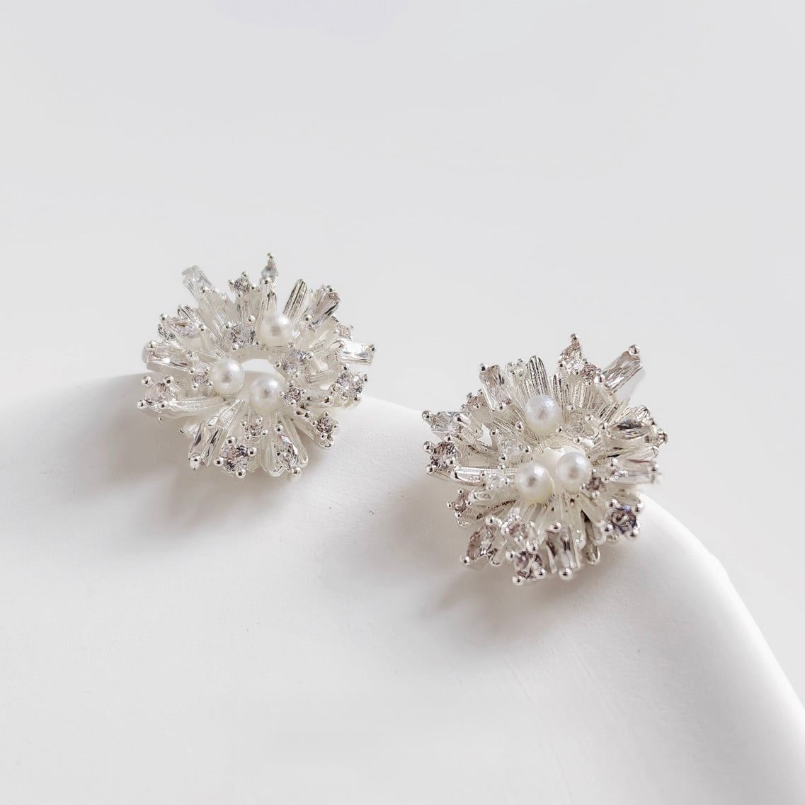 イヤリング | jmavie