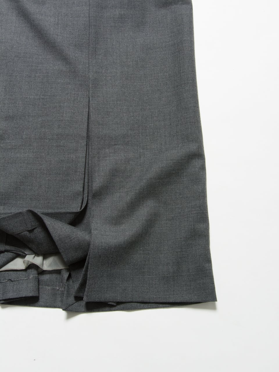 【Made in Italy】mi-mollet length stretch skirt（イタリア製 ミモレ丈プリーツデザイン ストレッチスカート）1d